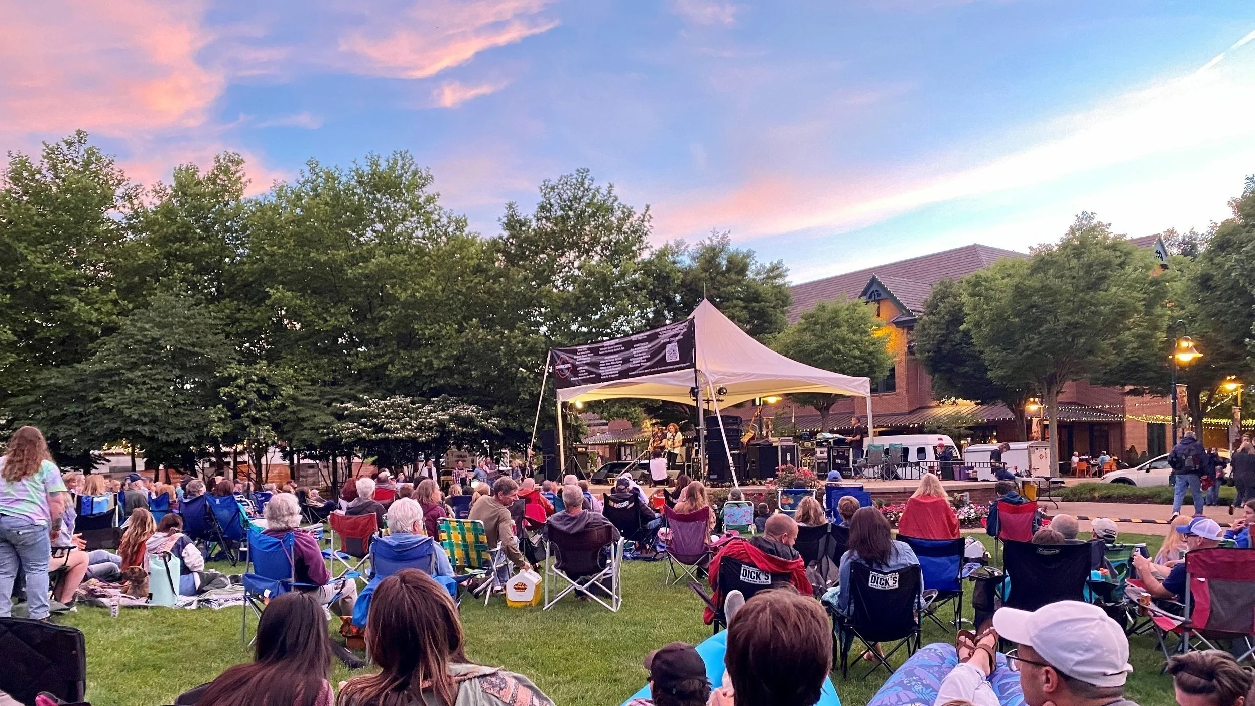 Free Concerts — Eagleview Town Center in Exton, PA